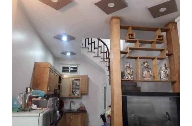 Bán nhà ngõ 92 Đào Tấn 34 m 5 tầng 3.95 tỷ